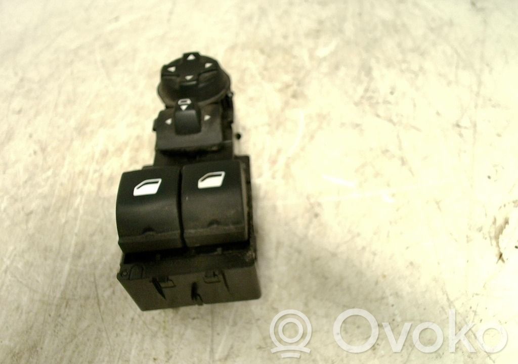 Peugeot Partner III Electric window control switch 