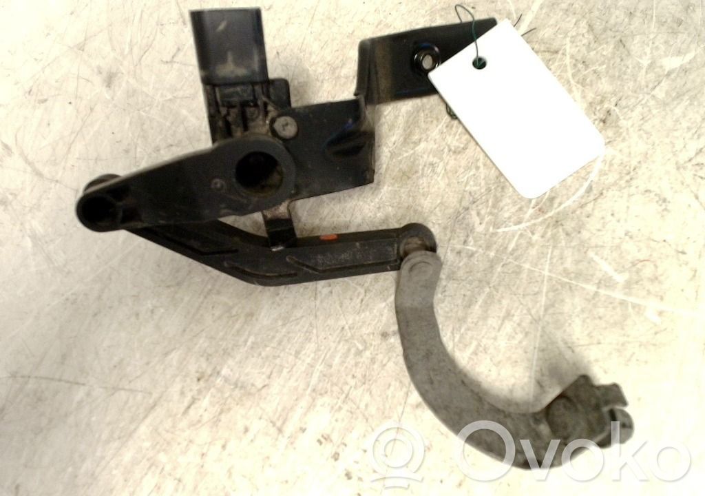 Skoda Octavia Mk4 Headlight/headlamp level sensor 