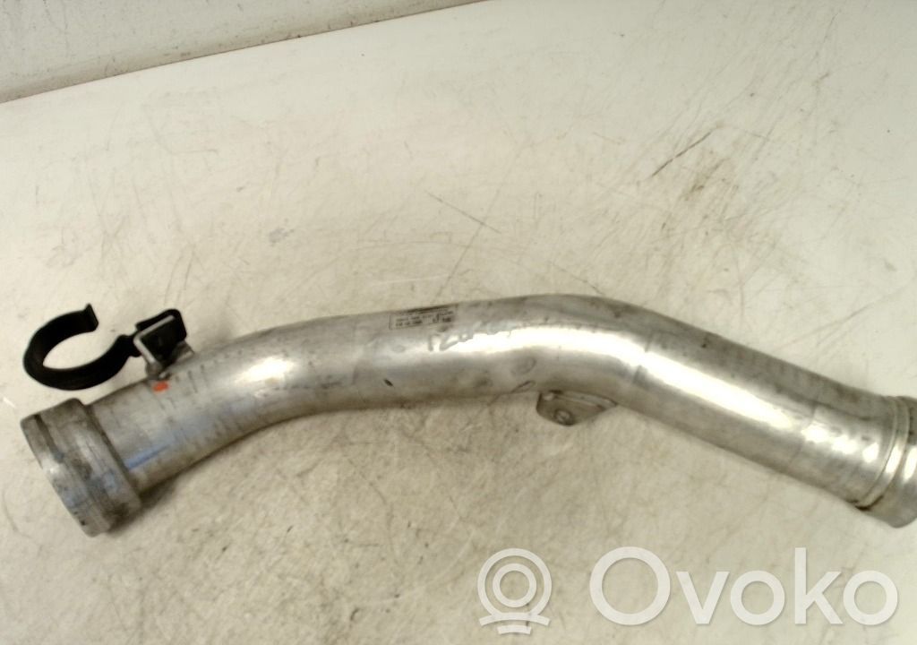 Mercedes-Benz C W204 Furtun/conductă intercooler 