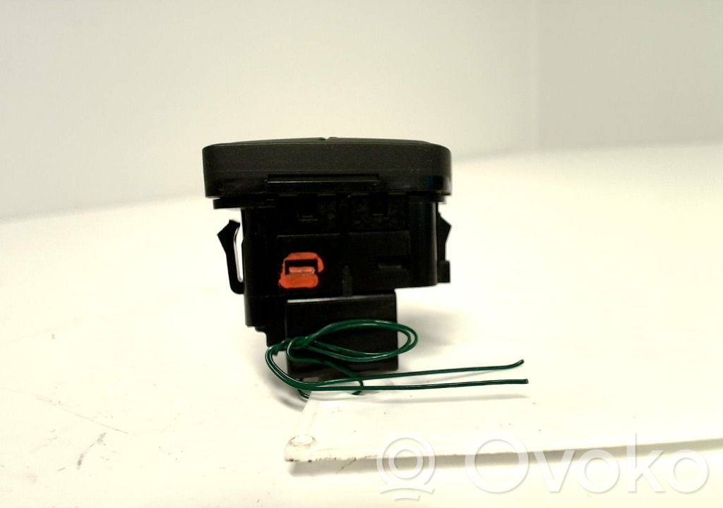 Botón interruptor de bloqueo de puertas   BK2T14017BA3JA6,BK2T14017BAW,BK2T14017BAW