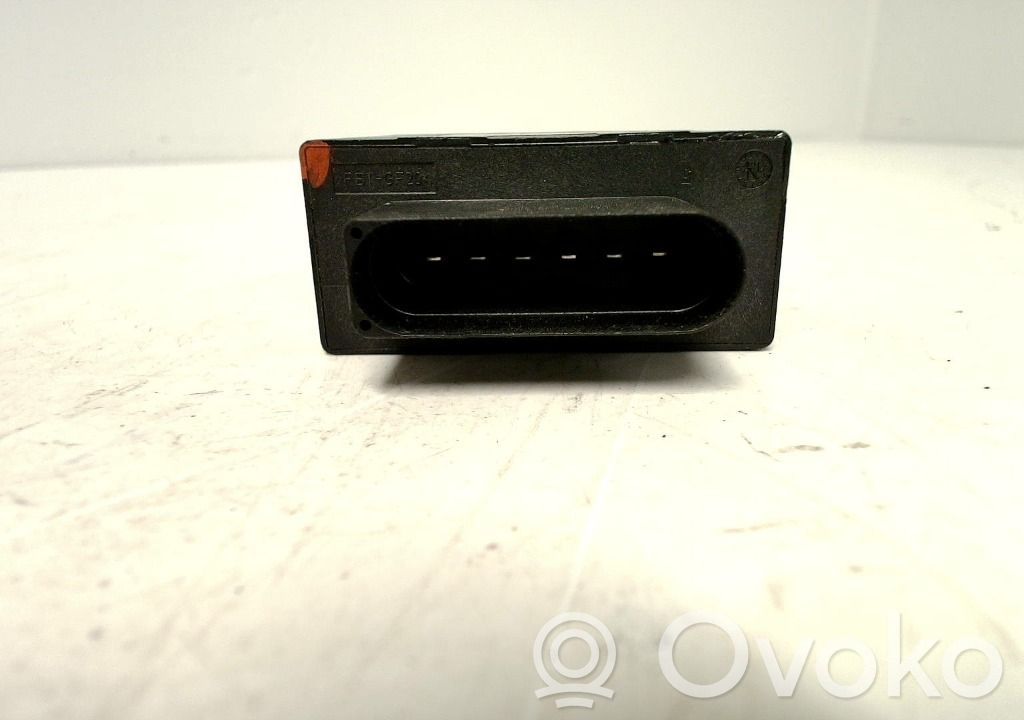 Unité de commande / module de pompe à carburant   3Q0906121E,3Q0906121D,3Q0906121D