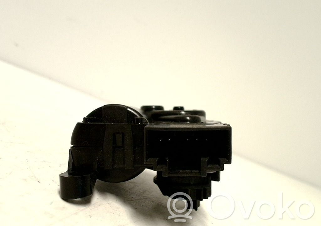 Volkswagen Caddy Actuator/motor clapetă debit aer A/C 