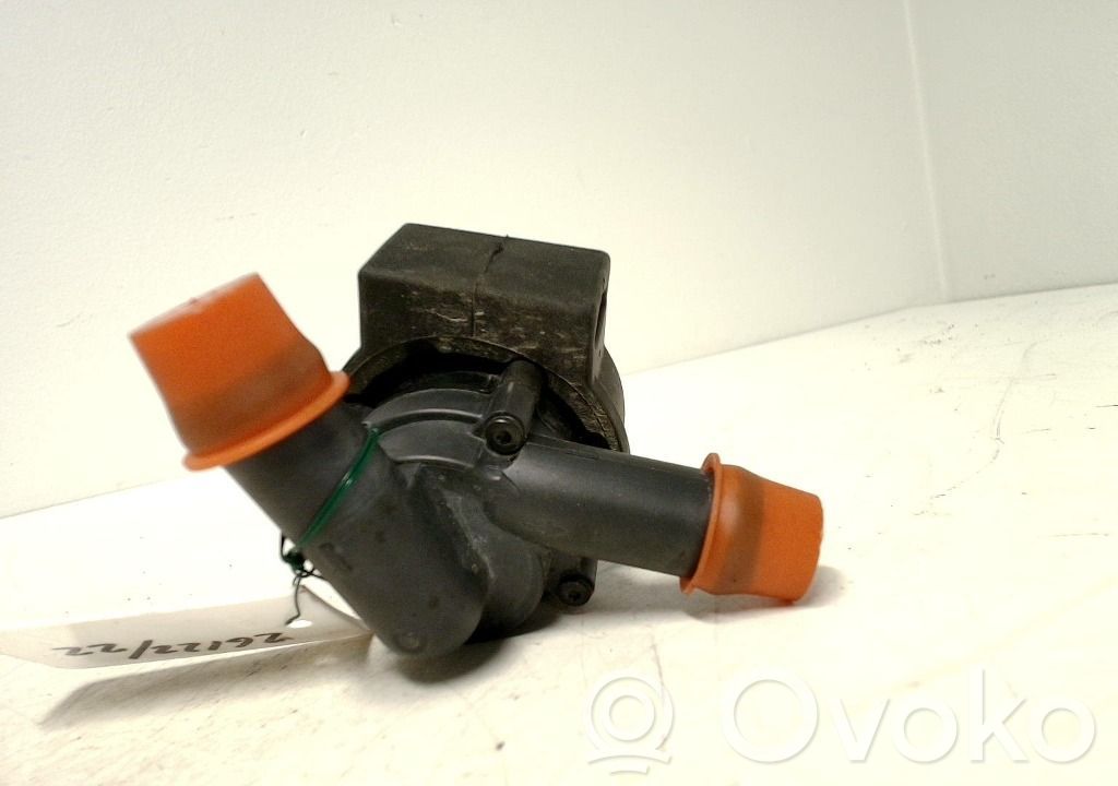 Skoda Octavia Mk4 Pompe à eau de liquide de refroidissement