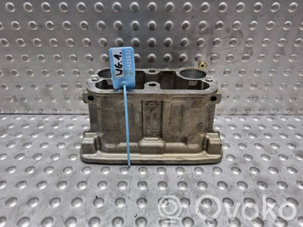 BMW 3 F30 F35 F31 Head Valve Retaining Insert/Retainer 