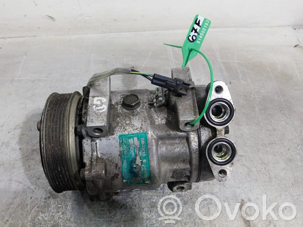 Ford C-MAX I Air conditioning (A/C) compressor (pump) 