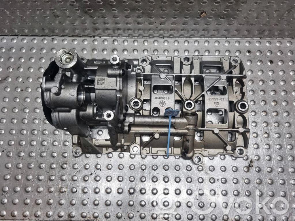 BMW X1 E84 Oil pump 