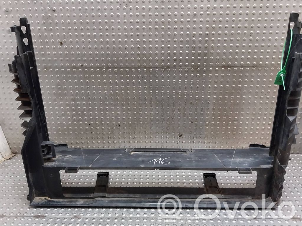 Radiator trim   7787443