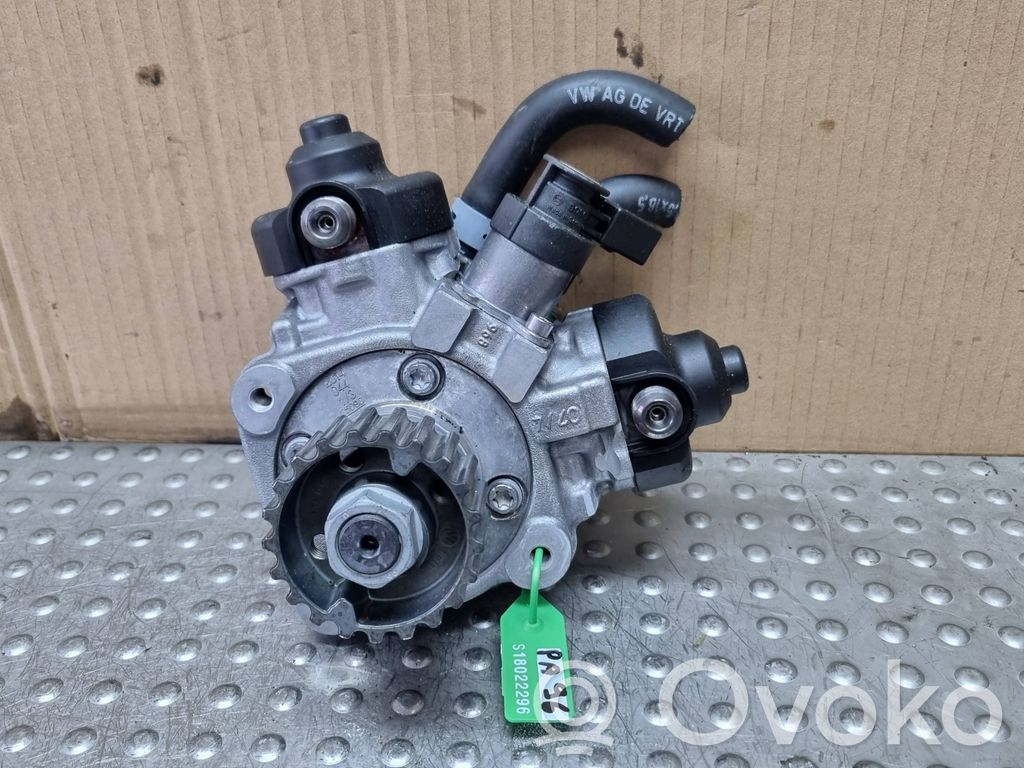 Polttoaineen ruiskutuksen suurpainepumppu   057130755AE,0445010650