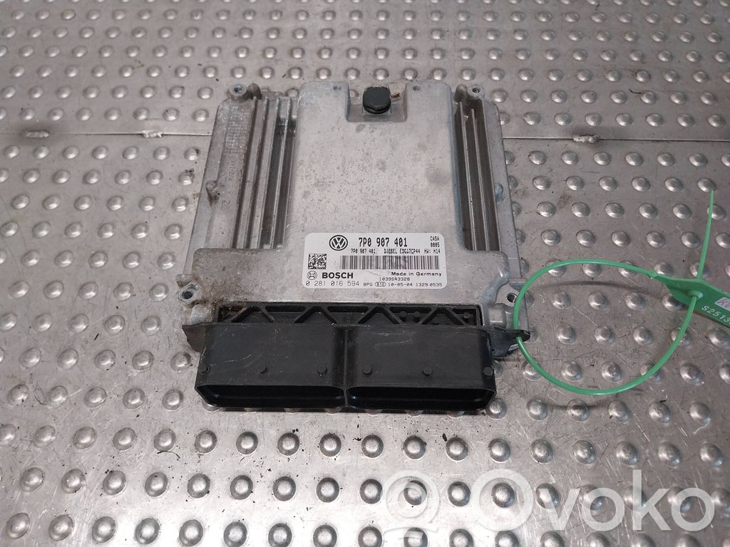 Volkswagen Touareg II Engine control unit/module 