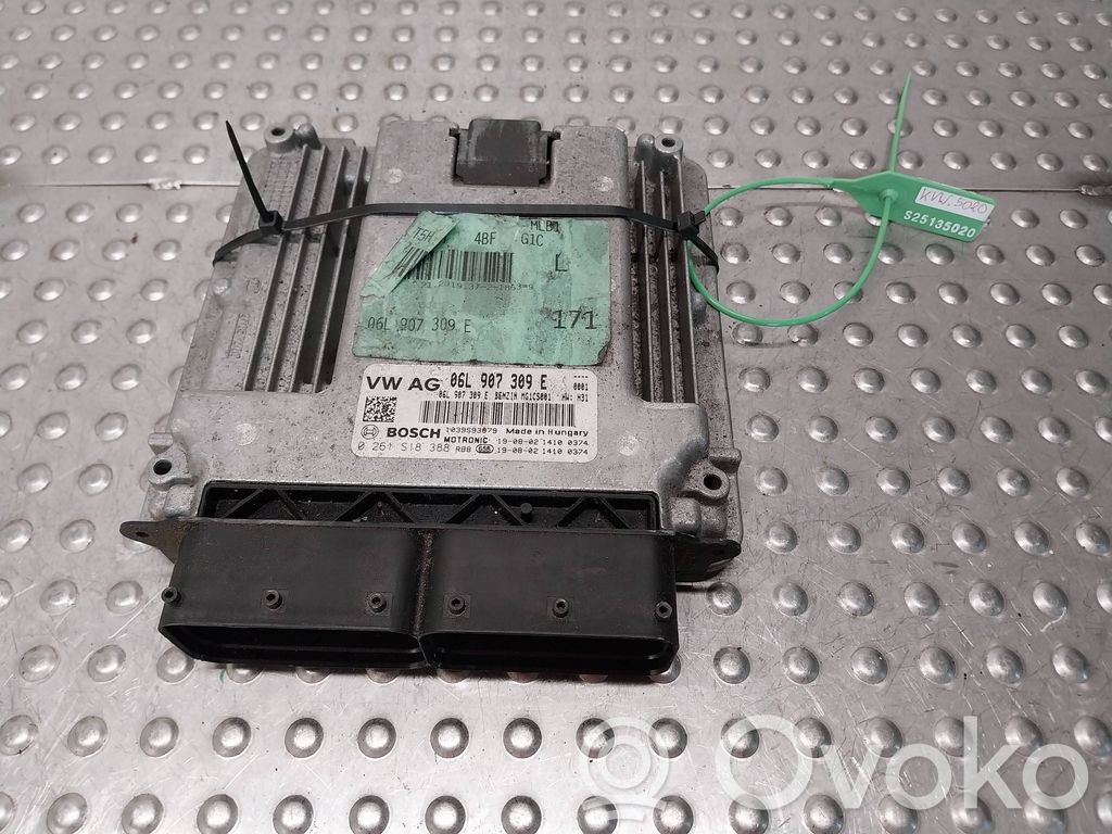 Audi A4 S4 B9 Engine control unit/module 