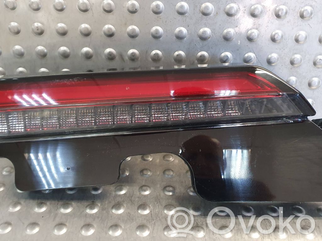 Volvo C40 Takaluukun takavalot 