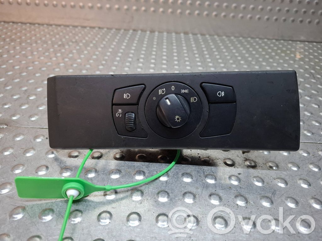 Light switch   S27705767,6953735