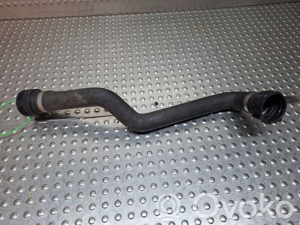 BMW 1 F20 F21 Tubo flessibile del liquido di raffreddamento del motore 