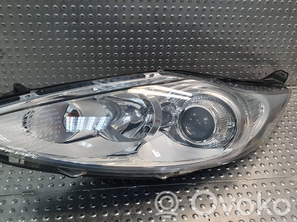 Ford Fiesta Scheinwerfer 