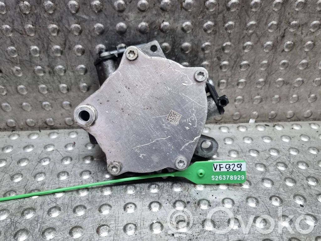 Ford Focus Vacuum pump 