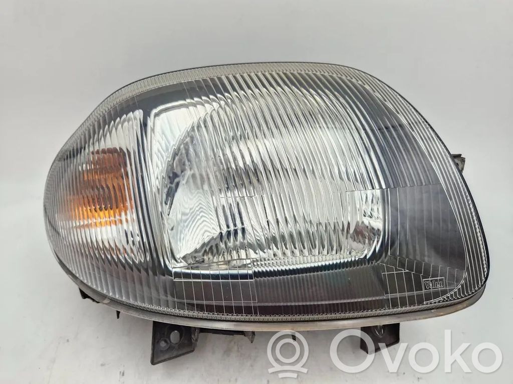 Renault Clio II Scheinwerfer 