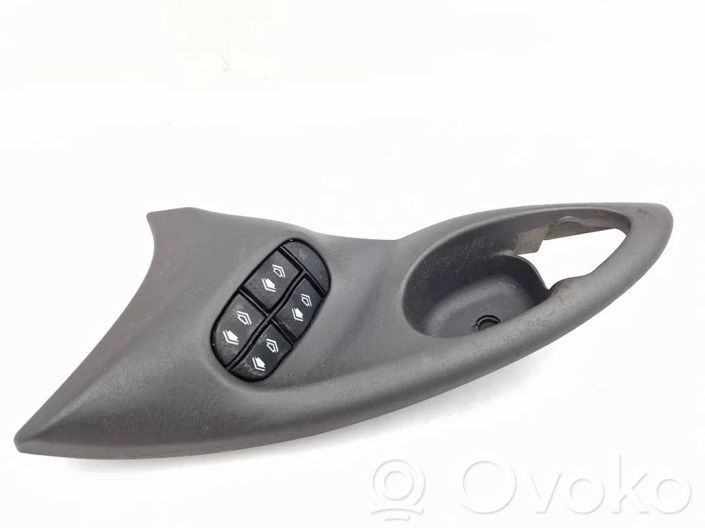 Ford Focus Multifunctional control switch/knob 