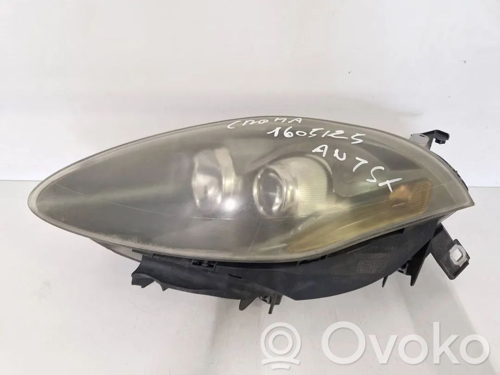 Fiat Croma Lampa przednia 