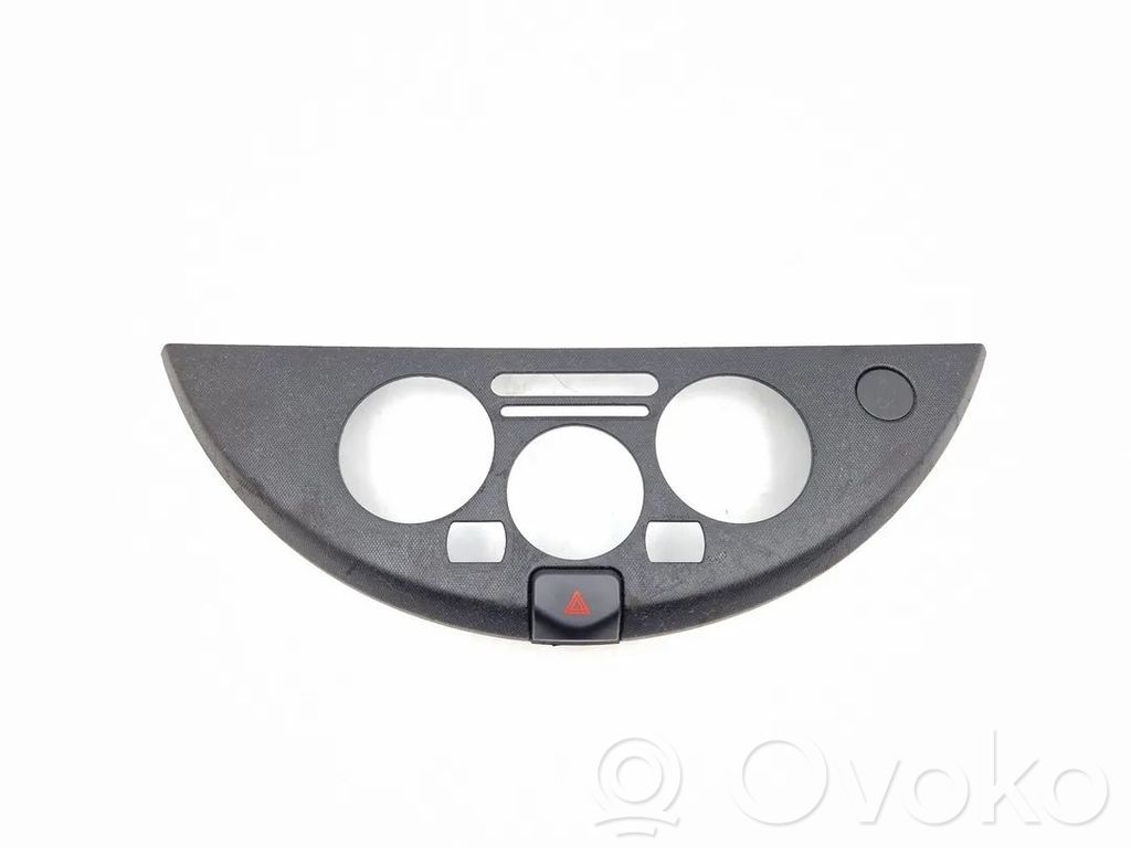 Nissan Note (E11) Hazard light switch 