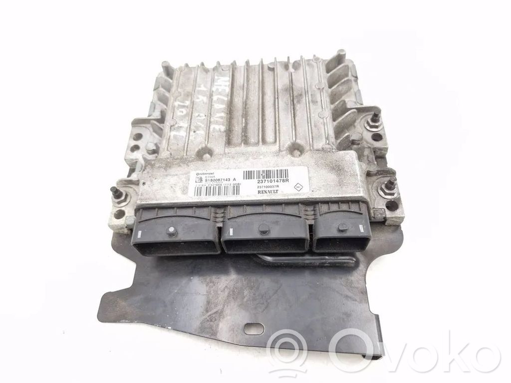 Renault Megane III Engine control unit/module 