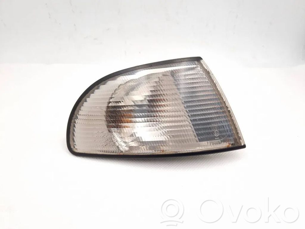 Audi A4 S4 B5 8D Etu-/Ajovalo 