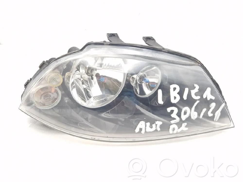 Seat Ibiza III (6L) Lampa przednia 