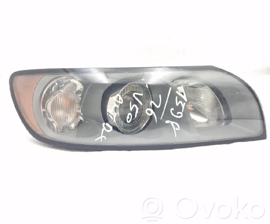 Volvo V50 Lampa przednia 