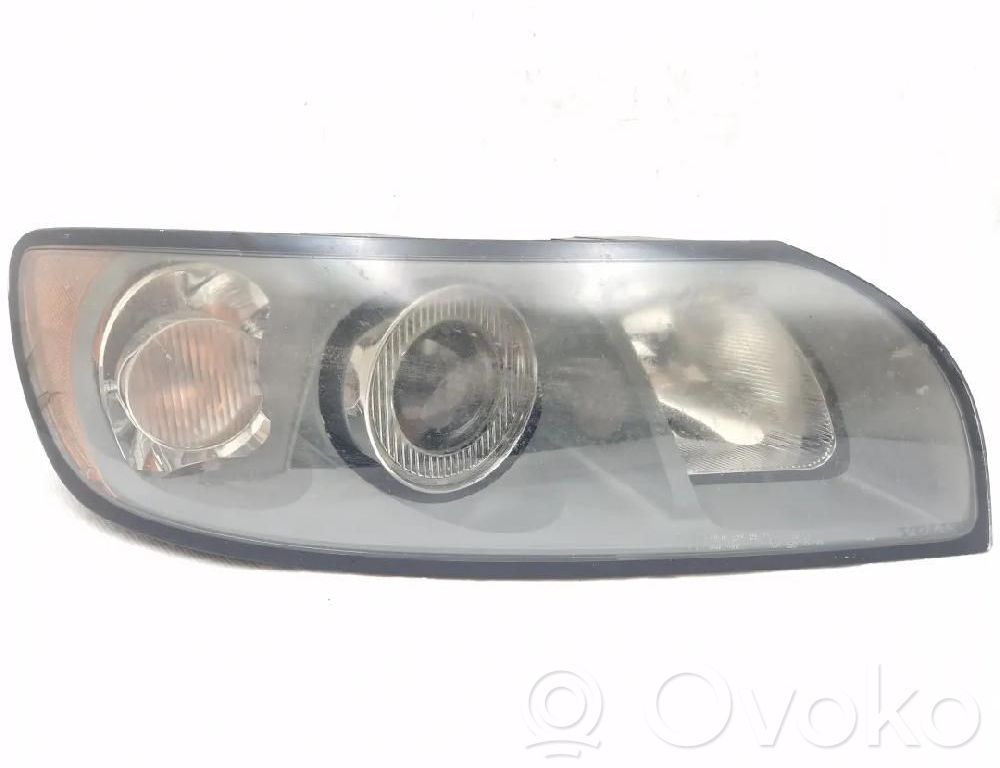 Volvo V50 Lampa przednia 