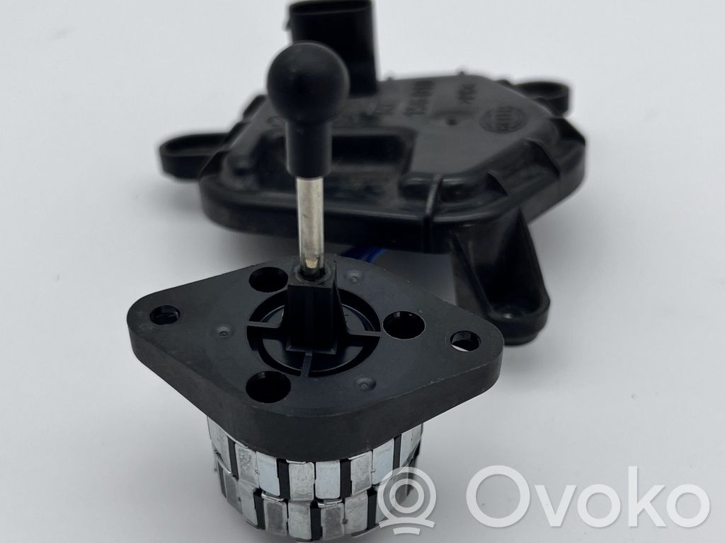 Scheinwerferstellmotor   8352206
