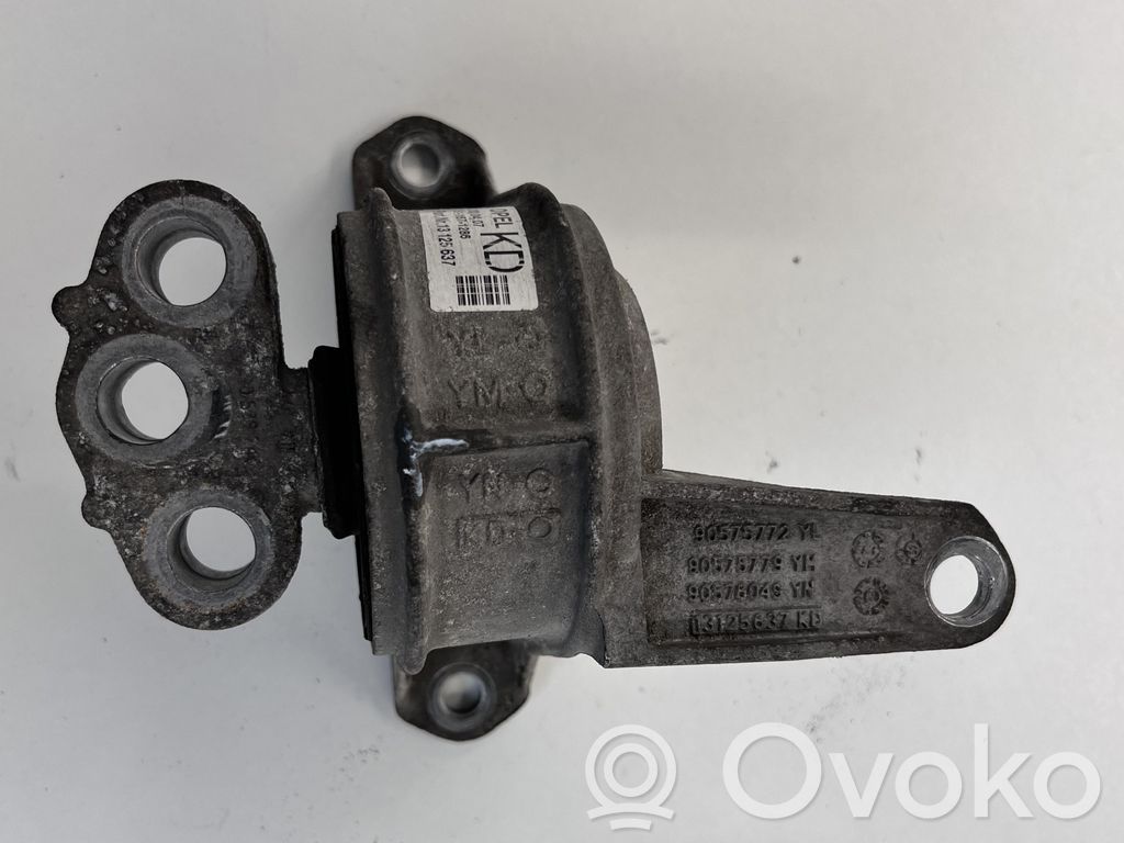 Opel Astra H Suport motor 