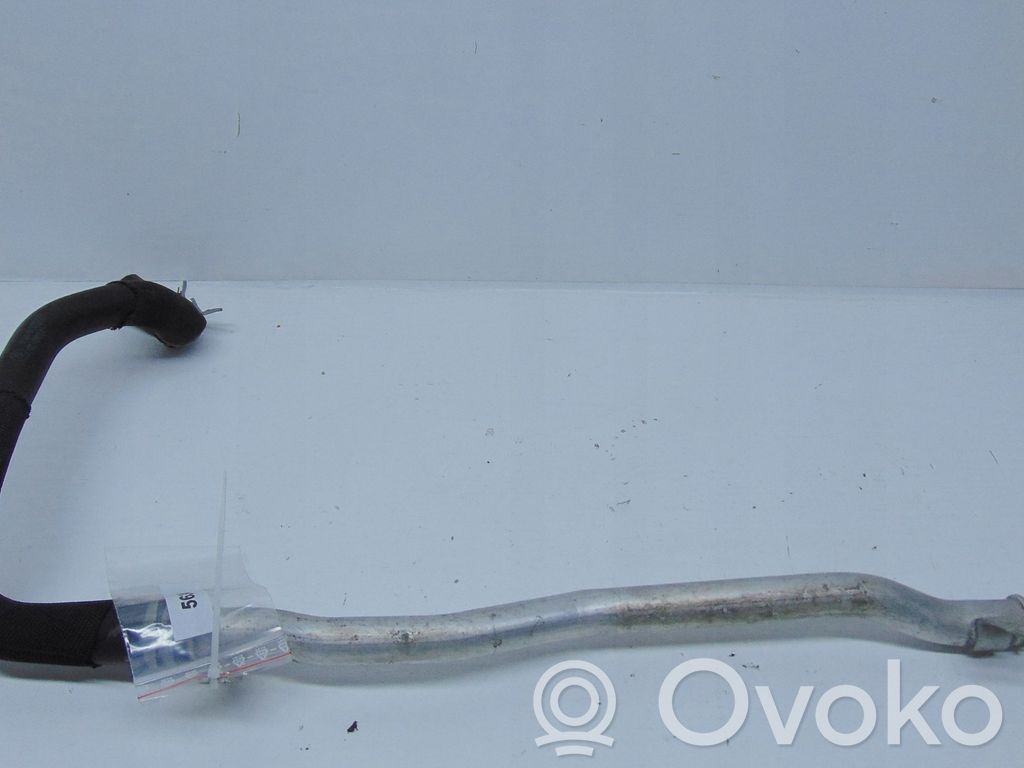 BMW 3 E92 E93 Variklio aušinimo vamzdelis (-ai)/ žarna (-os) 