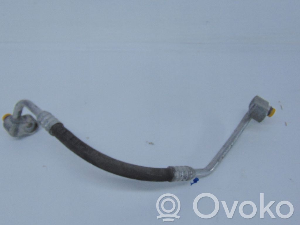 BMW 3 E46 Air conditioning (A/C) pipe/hose 