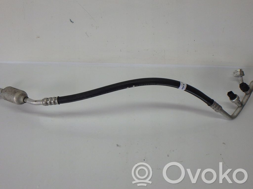 Ford Mustang VI Air conditioning (A/C) pipe/hose 