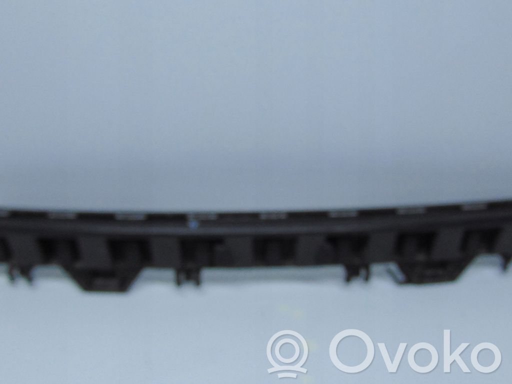 Mercedes-Benz E C207 W207 Válvula de presión del panel lateral trasero 