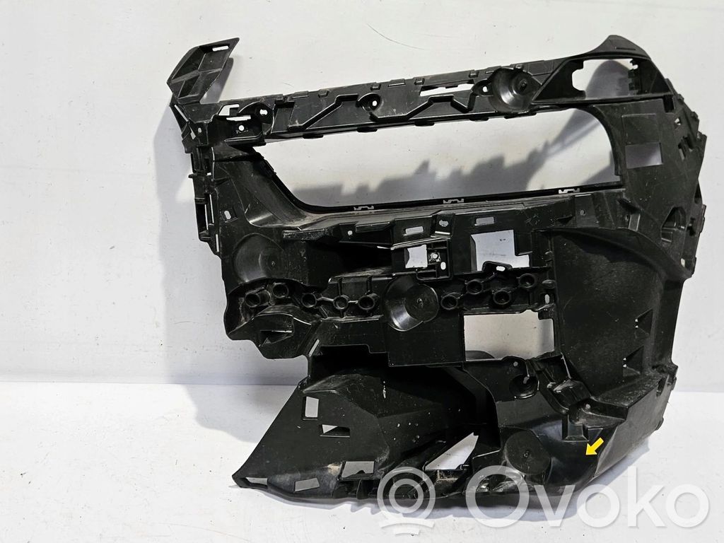 BMW 7 G70 Front bumper mounting bracket 