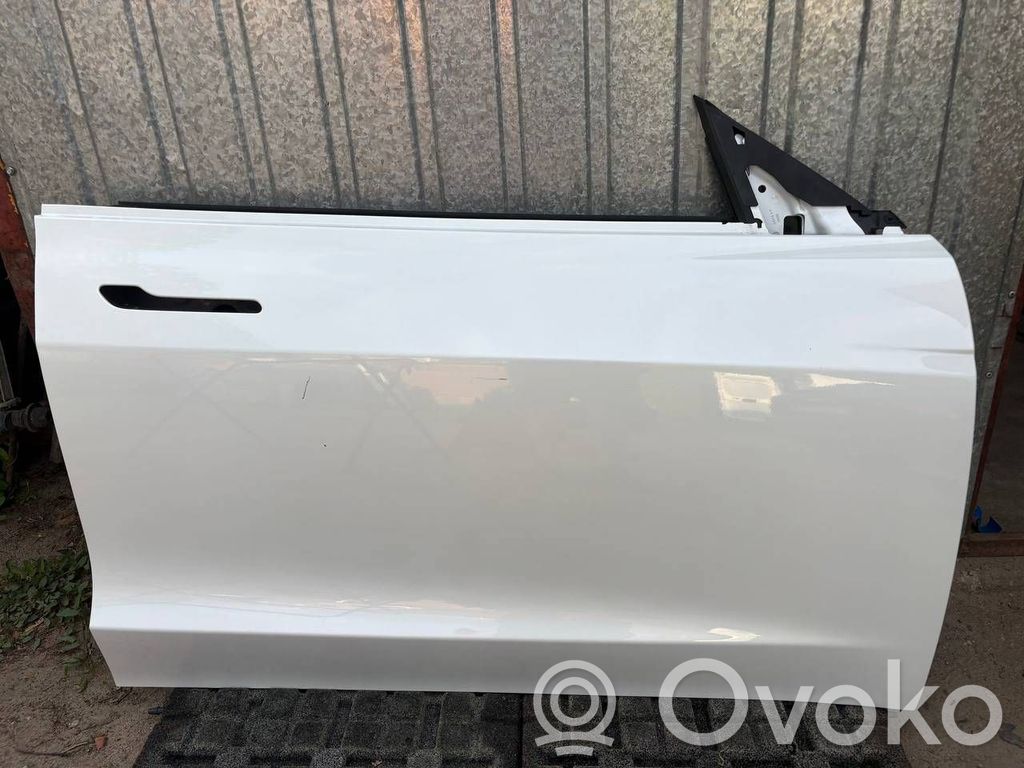 Tesla Model 3 Highland Priekinės durys 