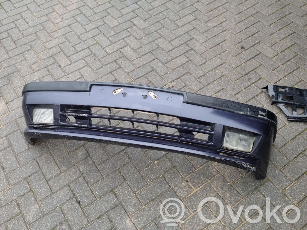 BMW 5 E34 Priekinis bamperis 