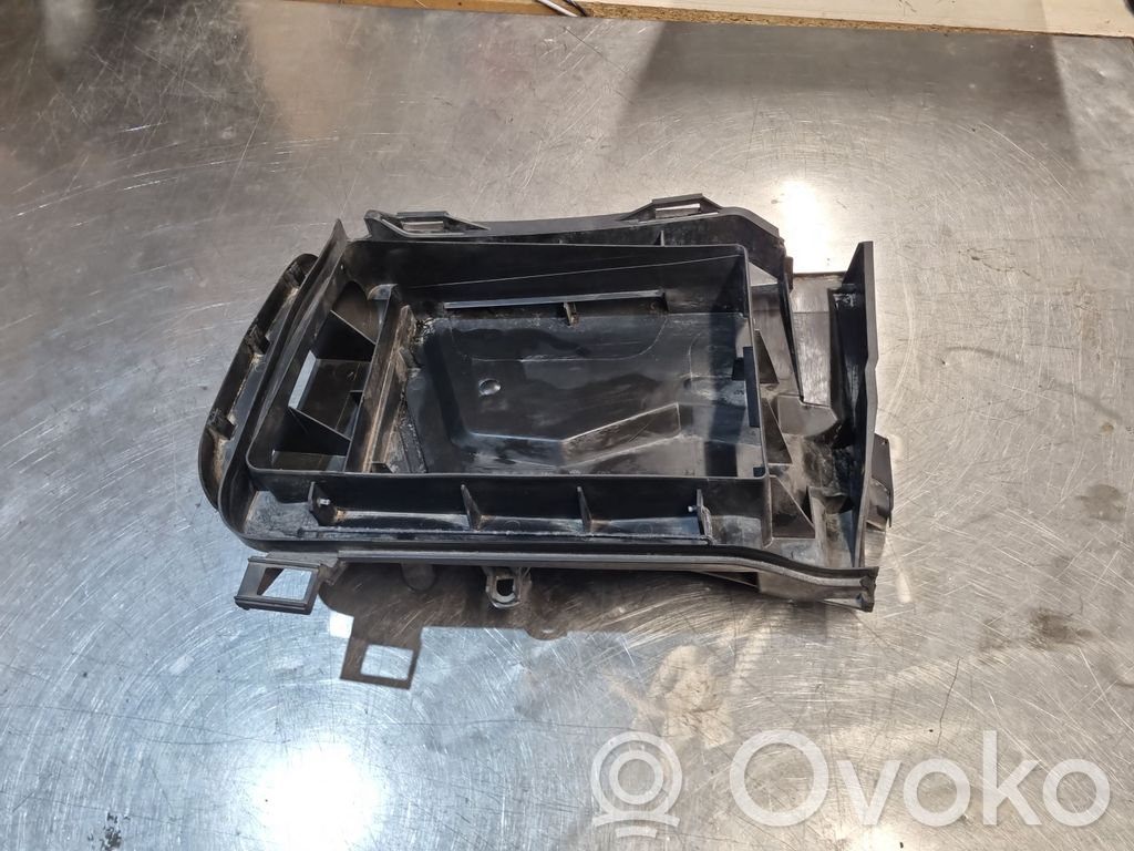 BMW 5 E39 Air filter box 