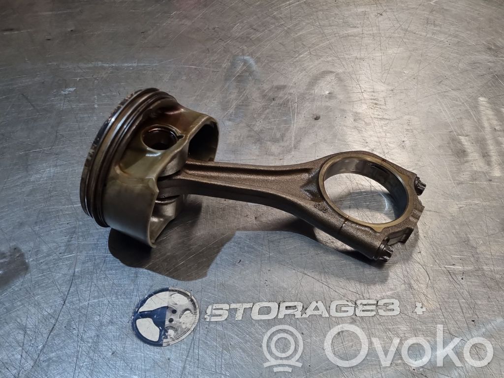 BMW X5 E70 Pistón con biela 