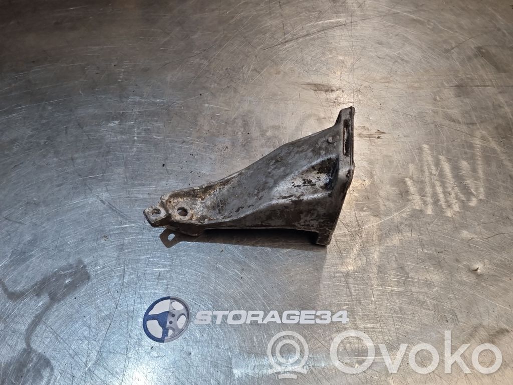 BMW 5 E34 Engine mounting bracket 