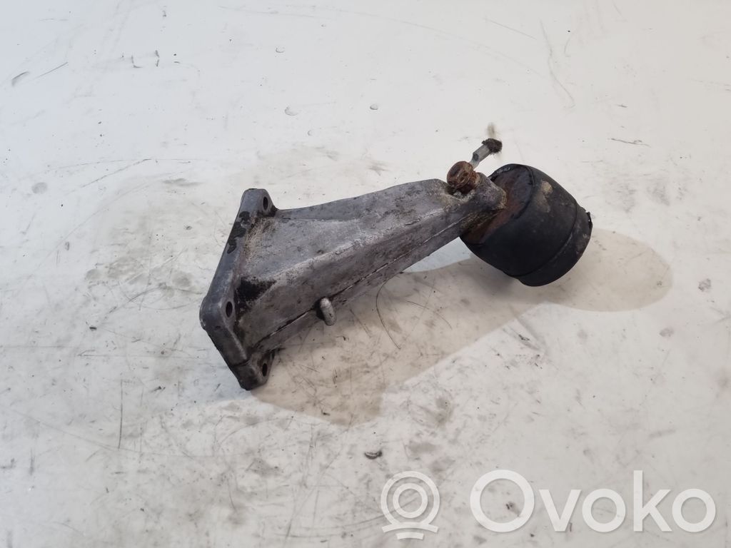 Engine mounting bracket   1127362,11811127362