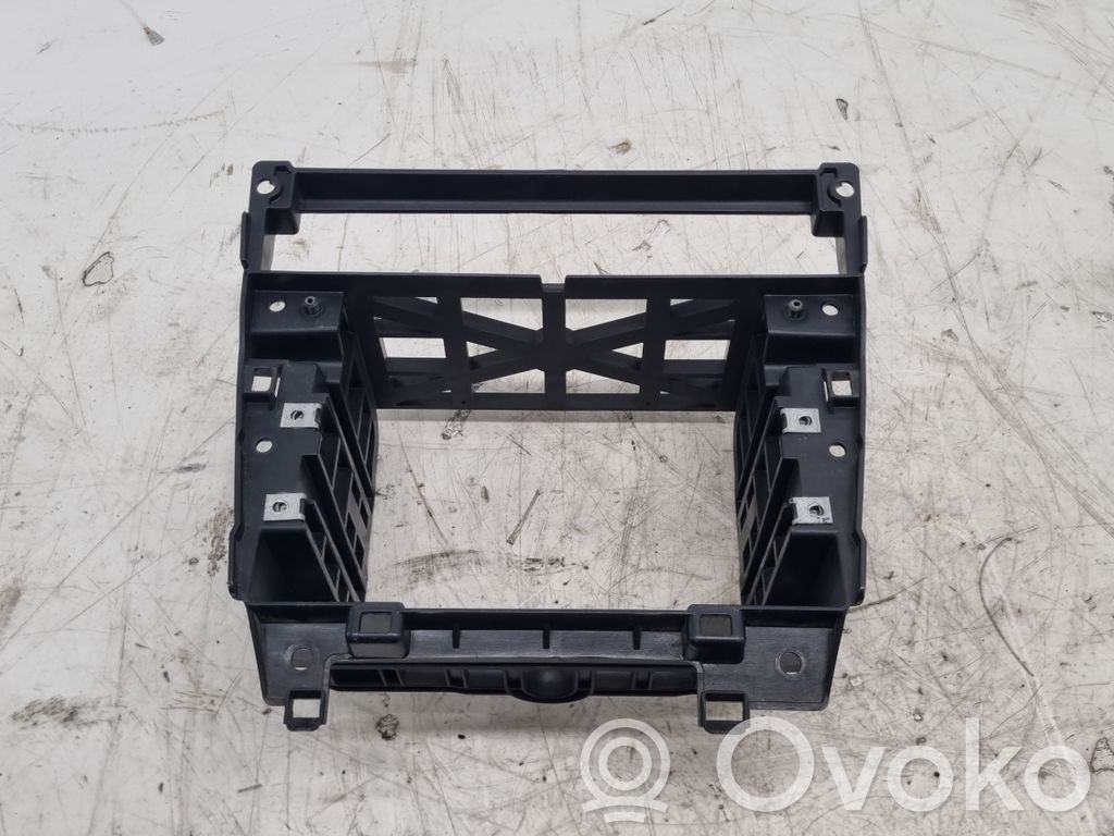 BMW 5 E60 E61 Radio/GPS head unit trim 