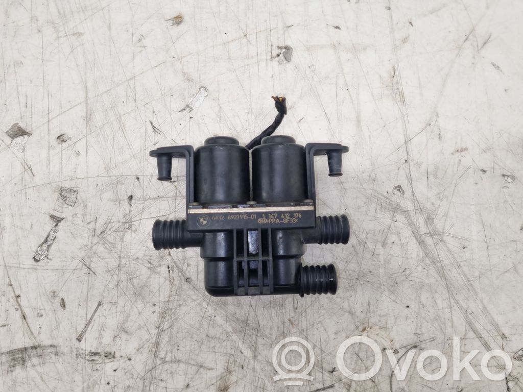 BMW 5 E60 E61 Coolant heater control valve 