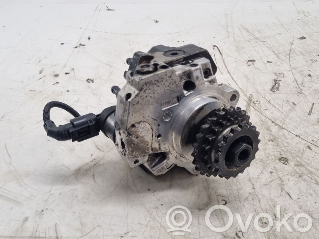 BMW 5 E60 E61 Pompă injecție de înaltă presiune 