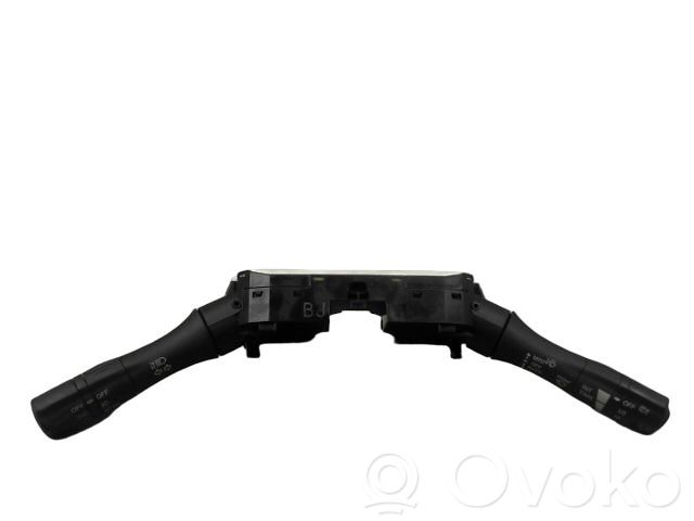 Renault Koleos I Interruptor/palanca de limpiador de luz de giro 