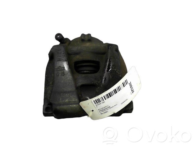 Audi Q3 8U Zacisk hamulcowy przedni 