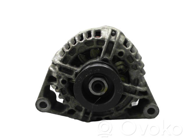 Opel Meriva B Generator/alternator 