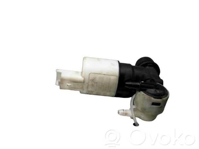 Peugeot 308 SW  Windscreen/windshield washer pump 