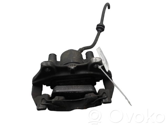 Renault Clio IV Zacisk hamulcowy przedni 