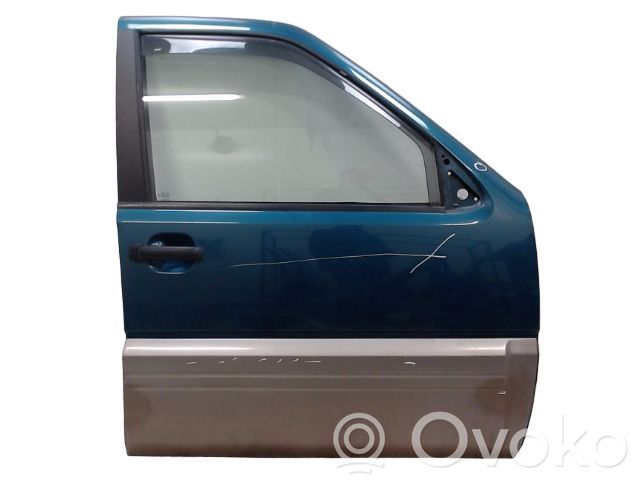 Nissan Terrano Puerta delantera 